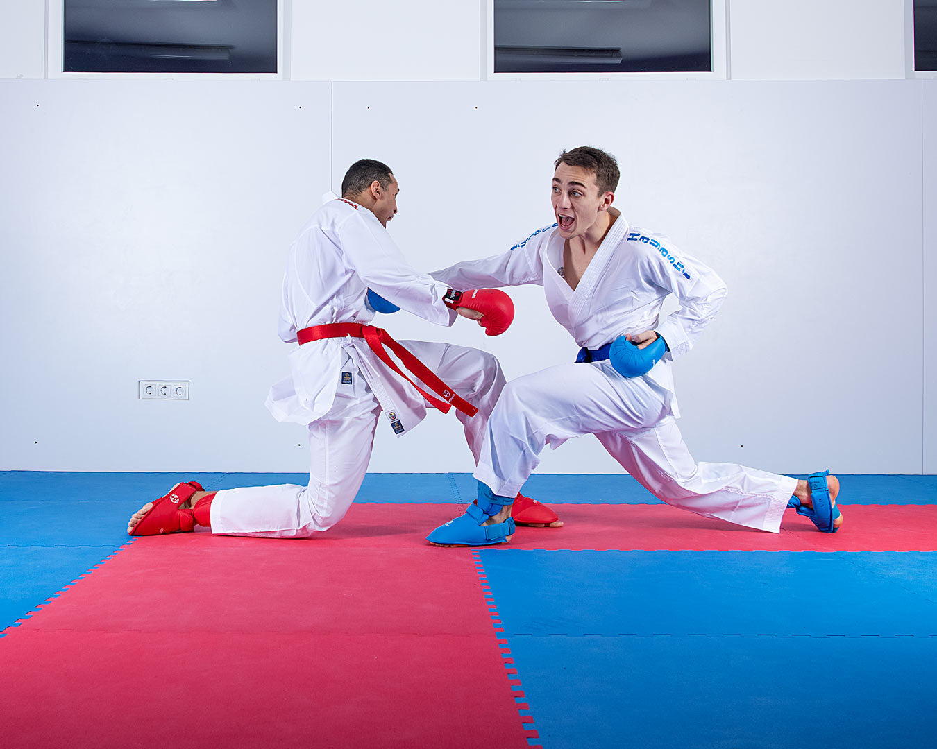 Hayashi Kumite Nudillera Non WKF