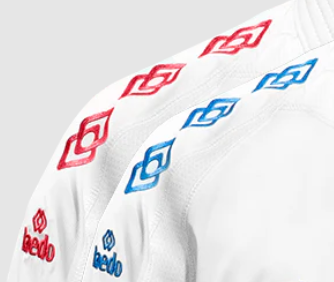 Daedo KA11482 Karategi Kumite Ultra SET 2 Casacas 1 Pantalón